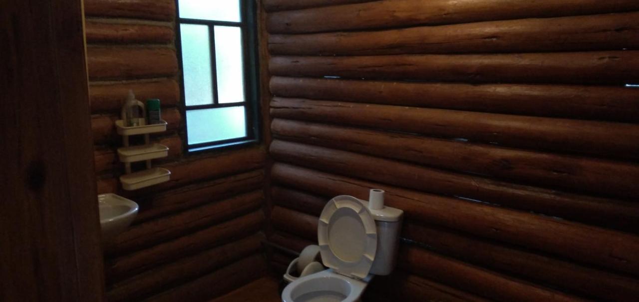 La Casita De *